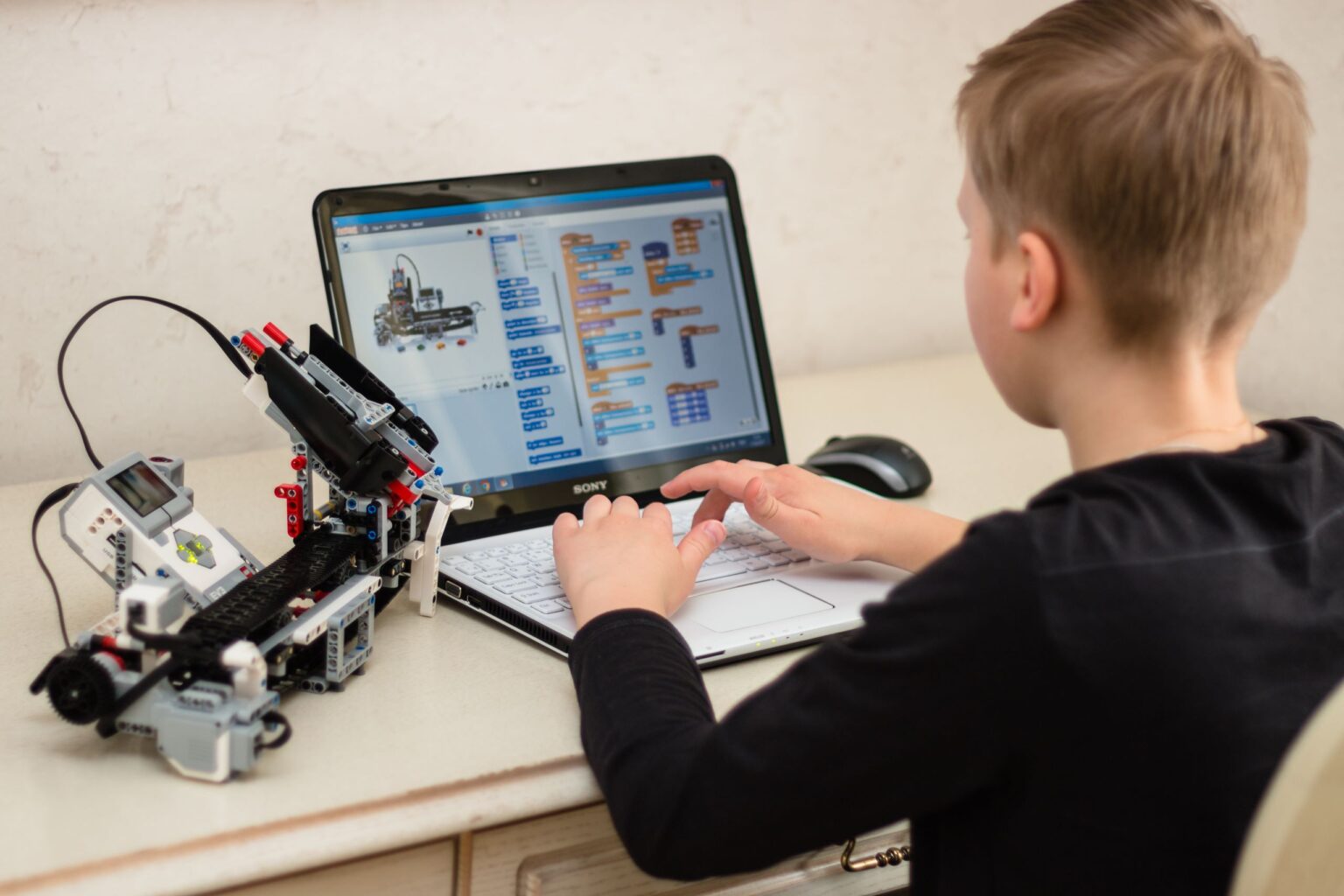 10 of the Best Free Websites for Learning Computer Science - Rex K-12